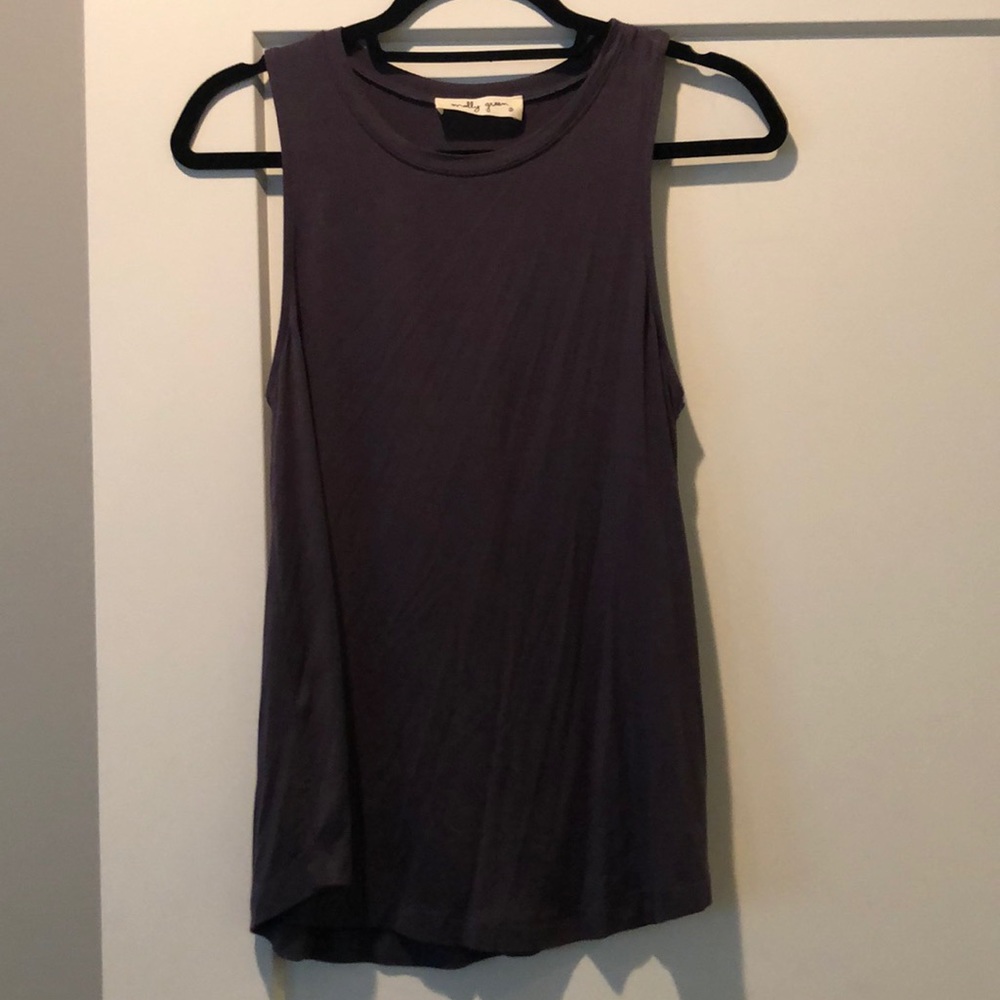 Grey tank